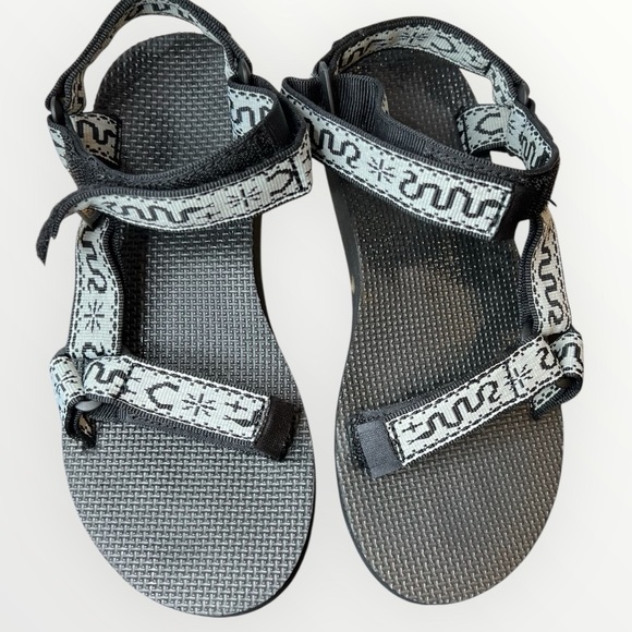 Teva universal sandal in black and white snake print - Picture 1 of 12